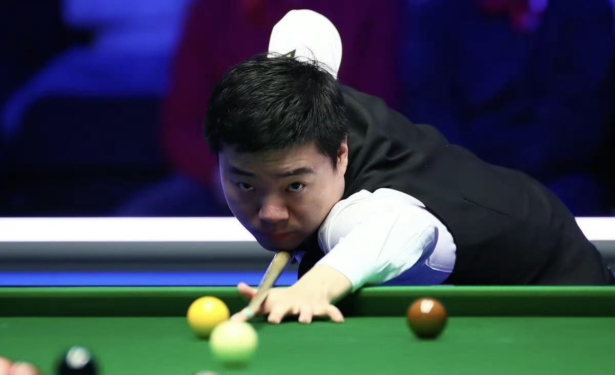 进攻端借助 进攻端借助