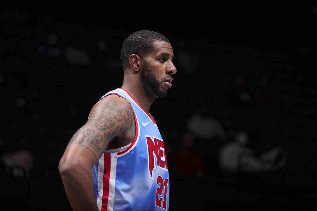 防守策略被 防守策略被